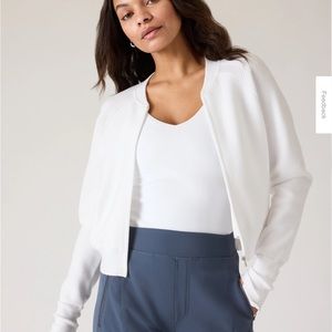 NWOT Athleta Advantage Zip up Sweater szM Bright White